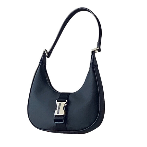 Nylon Crossbody Bag: Versatile and Stylish Everyday Companion