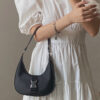 Nylon Crossbody Bag: Versatile and Stylish Everyday Companion