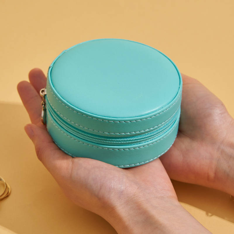 Portable Jewelry Box: Travel-Friendly Organizer